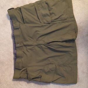 Duluth Trading Co Flex dry on the fly shorts 48 Olive
